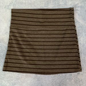 Short Stripped Pencil Skirt (Large)